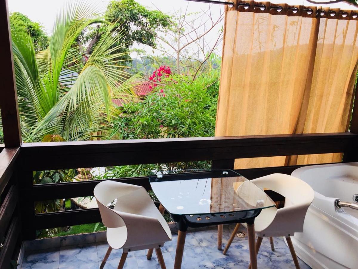 Rock Forest Goa Honeymoon Cottages Calangute Esterno foto