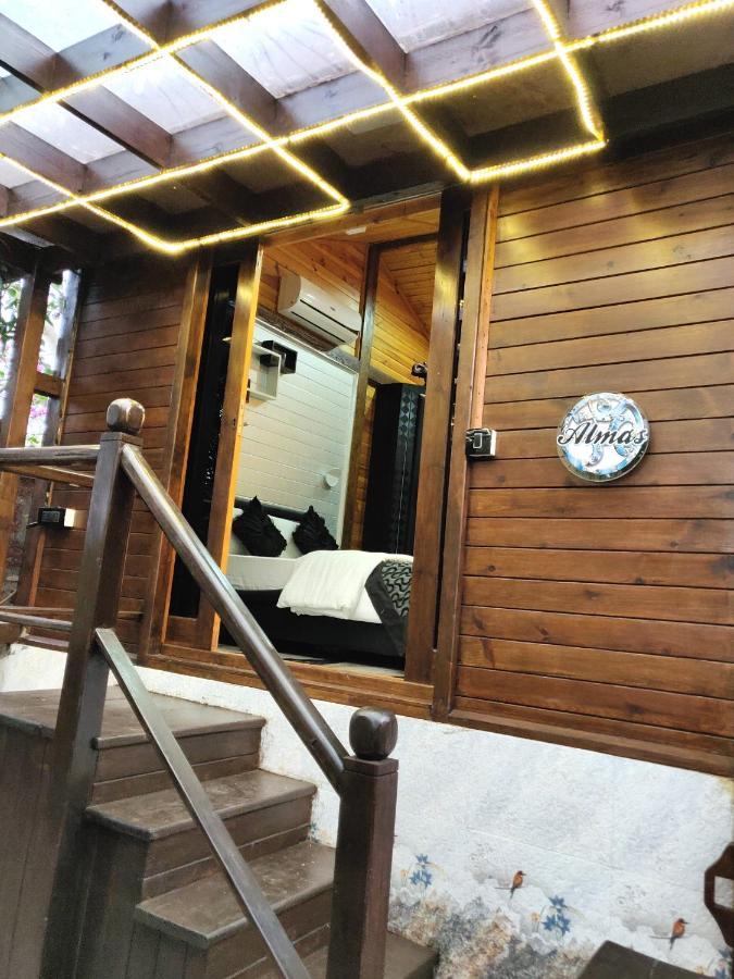 Rock Forest Goa Honeymoon Cottages Calangute Esterno foto